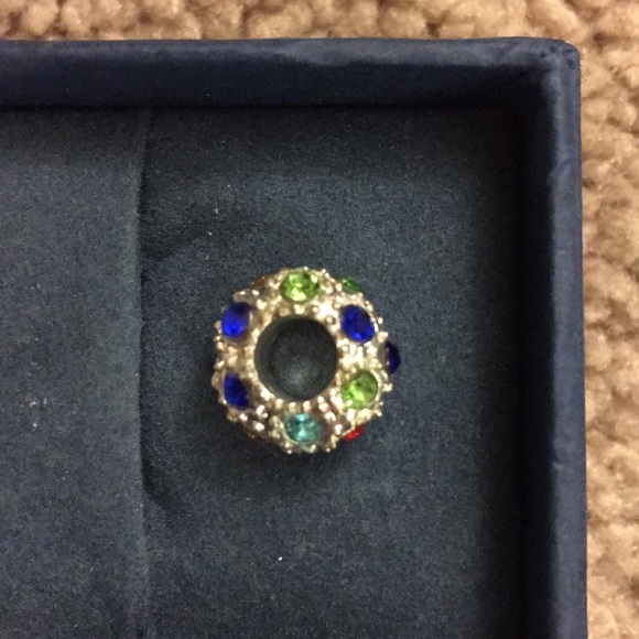 Multicolored charm - Picture 4 of 4